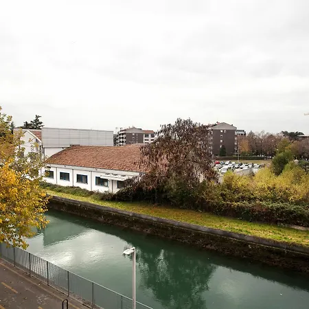 Al Canale Apartment *